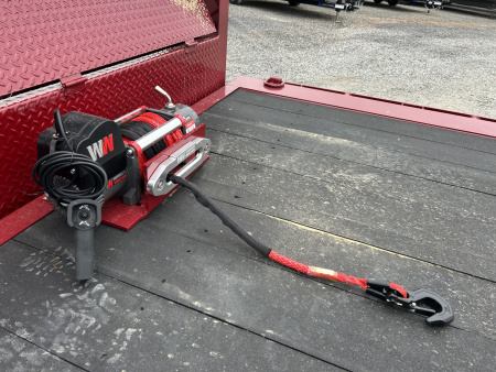 New 2026 MAXXD 102" X 28' 18K Gooseneck Power Tilt Trailer