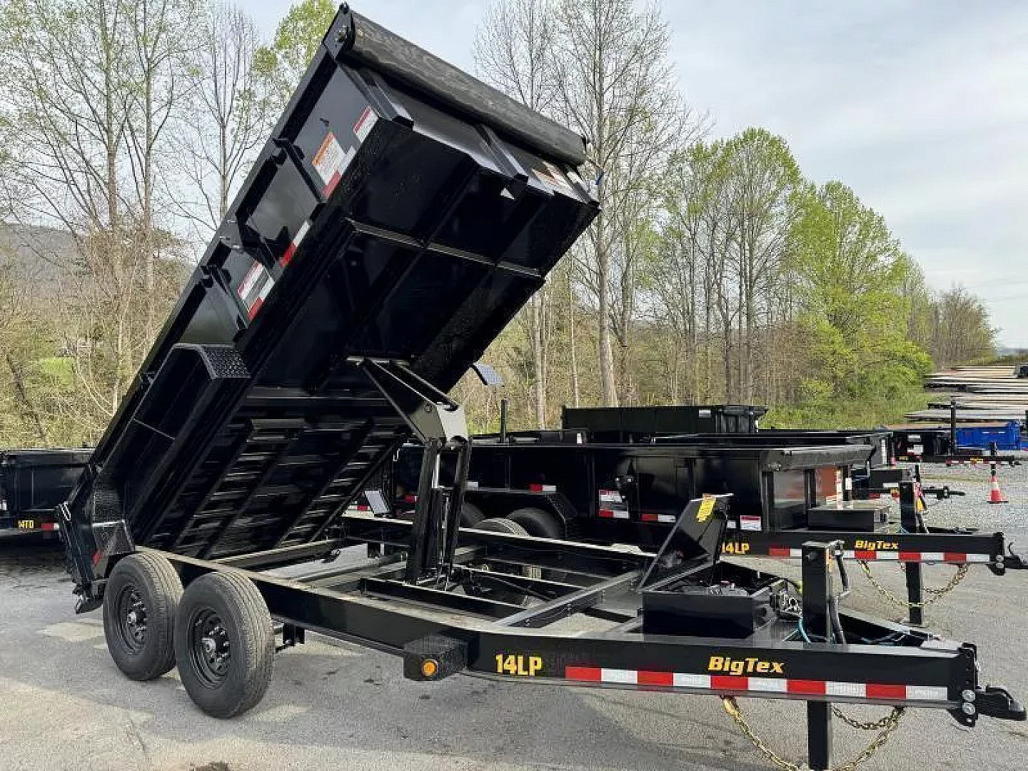 New 2026 Big Tex 14LP-14 Dump Trailer 7X14 SCISSORS LIFT WITH TARP RAMPS STABILIZER FEET , COMBO GATE