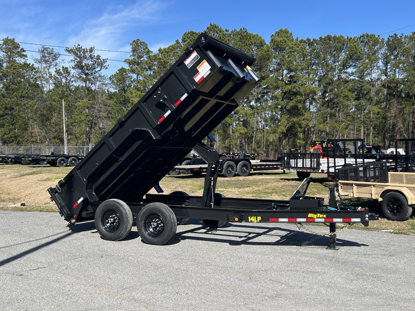 New 2026 Big Tex 14LP-14 Dump Trailer 7X14 SCISSORS LIFT WITH TARP ...