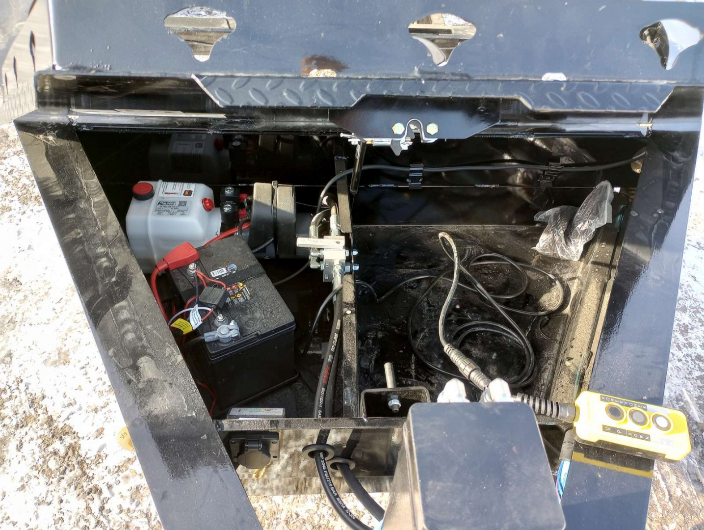 New 2026 PJ Trailers 83" x 14' DL Dump Trailer