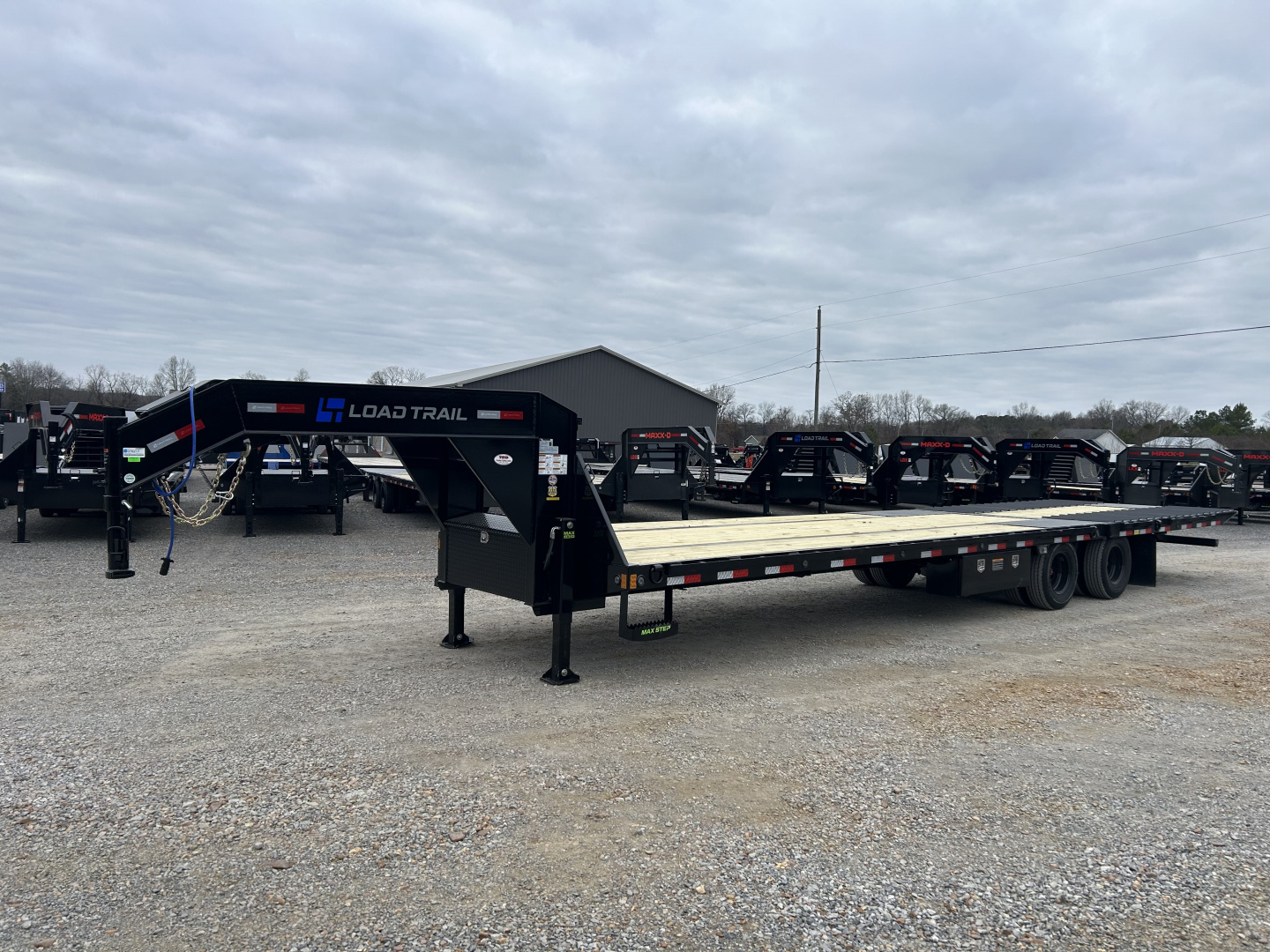 New 2026 Load Trail Hydraulic Dovetail Gooseneck Trailer | 102" x 34' 25.9K GVWR