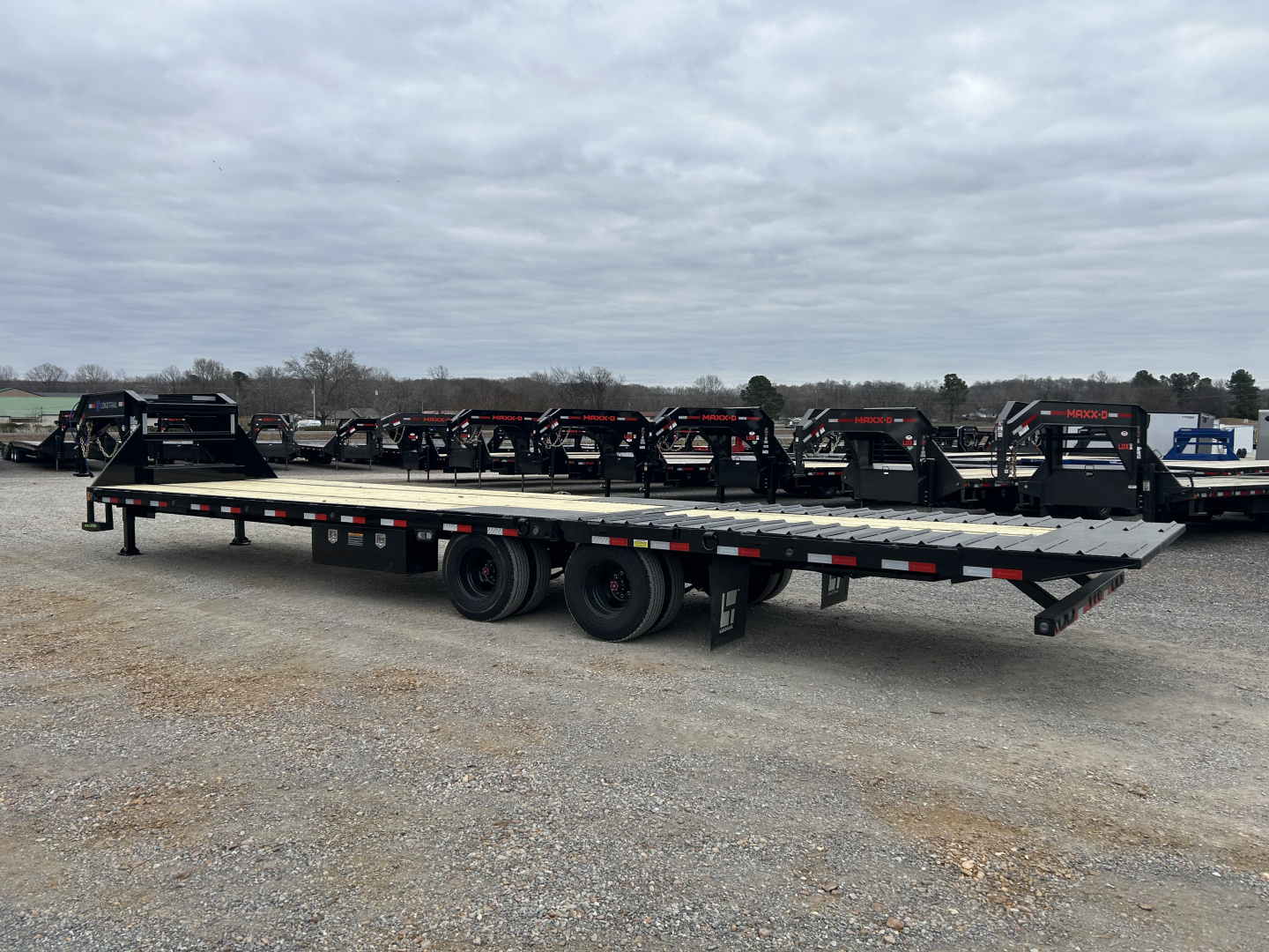 New 2026 Load Trail Hydraulic Dovetail Gooseneck Trailer | 102" x 34' 25.9K GVWR