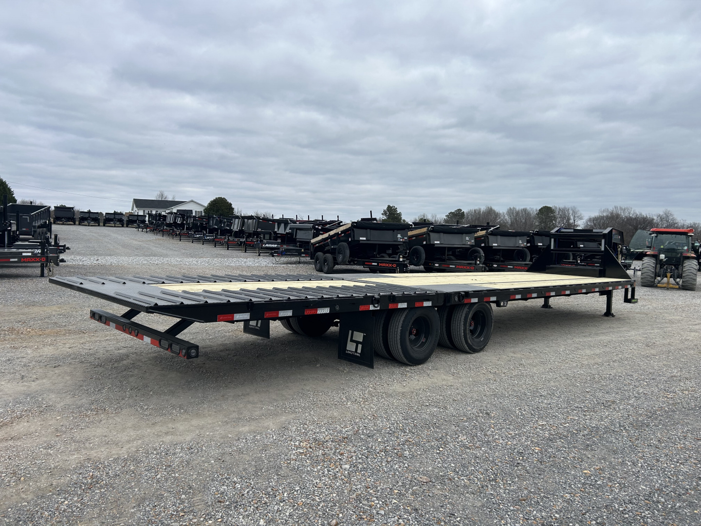 New 2026 Load Trail Hydraulic Dovetail Gooseneck Trailer | 102" x 34' 25.9K GVWR