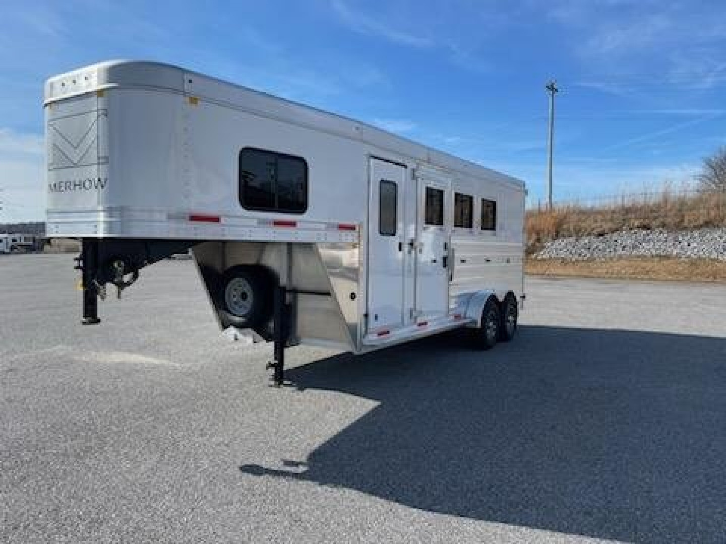 New 2025 Merhow Trailers Bronco 3H GN SL Horse Trailer