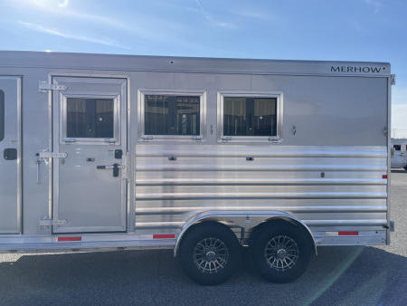 New 2026 Merhow Trailers Bronco 3H GN SL Horse Trailer