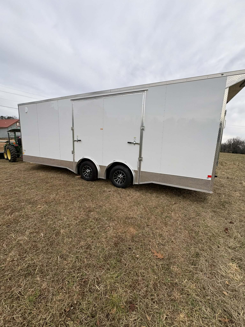 New 2026 Diamond Cargo 8.5X24TAWHT.GULLWING DOOR Car / Racing Trailer