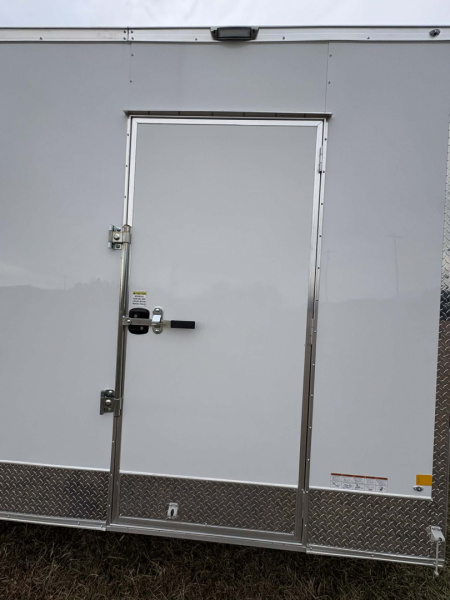 New 2026 Diamond Cargo 8.5X24TAWHT.GULLWING DOOR Car / Racing Trailer