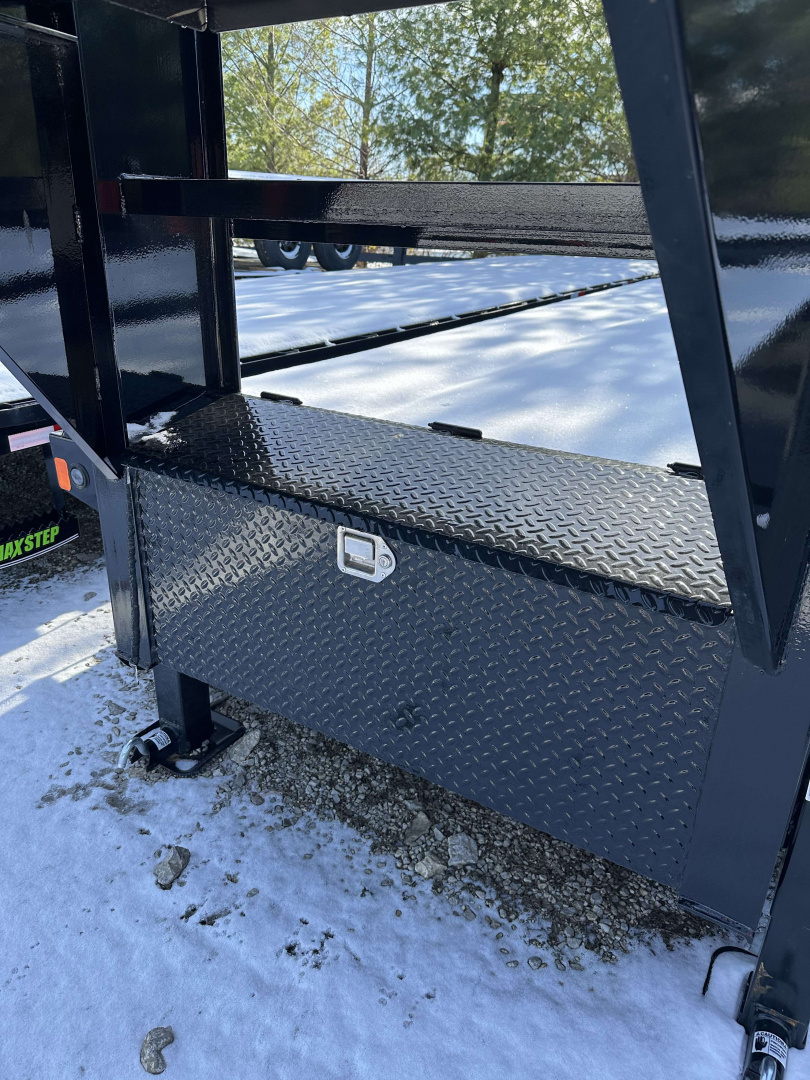 New 2026 Load Trail GP 30(25+5) Gooseneck Flatbed Trailer