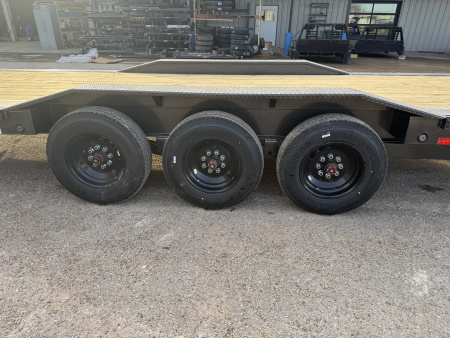 New 2026 Load Trail 102X40 24K GN Car Hauler