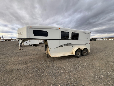 Used 2002 Trails West 2H GN Horse Trailer