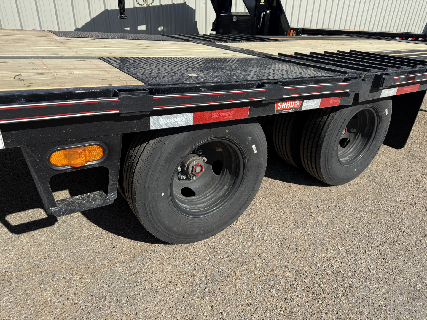 New 2026 Diamond C Trailers FMAX210 102X32 HYD Gooseneck Bodies
