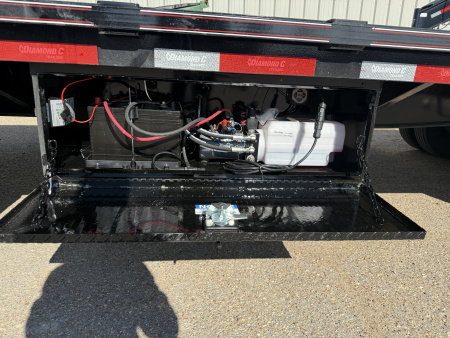 New 2026 Diamond C Trailers FMAX210 102X32 HYD Gooseneck Bodies