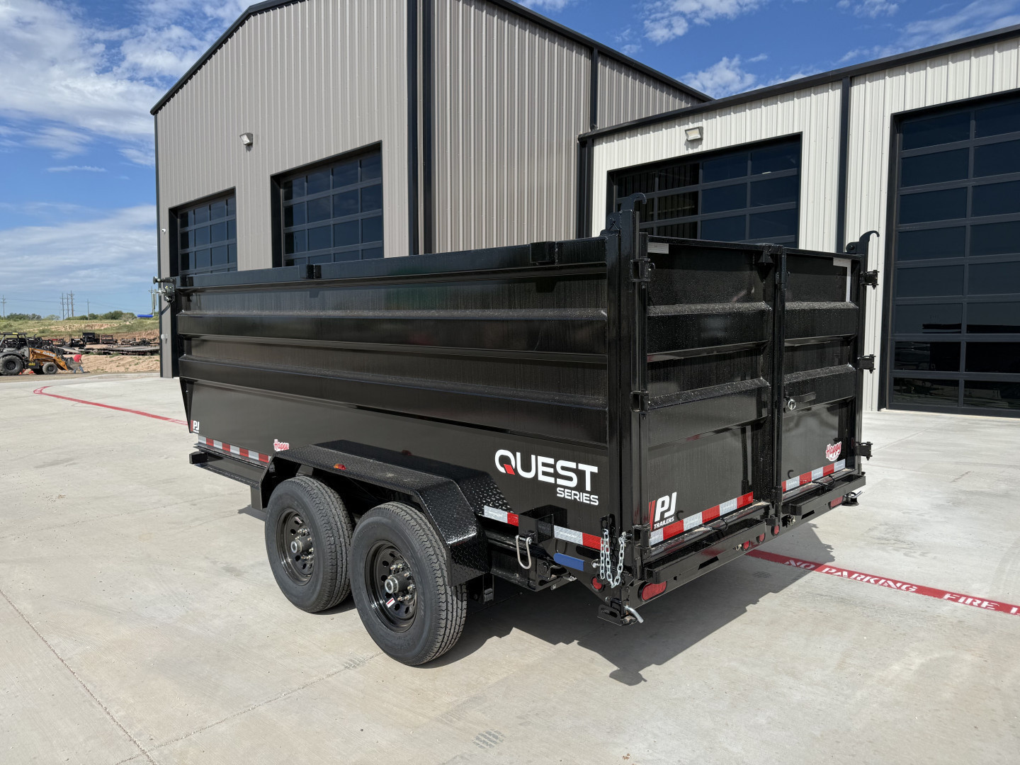 New 2026 PJ 83"x14' BP Tandem Axle Dump w/ 48" Sides – D7