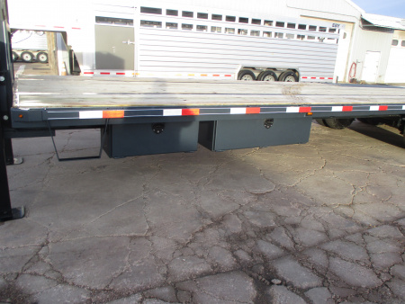 New 2026 Titan Trailer Flatbed Flatbed Trailer 8'6 X 33