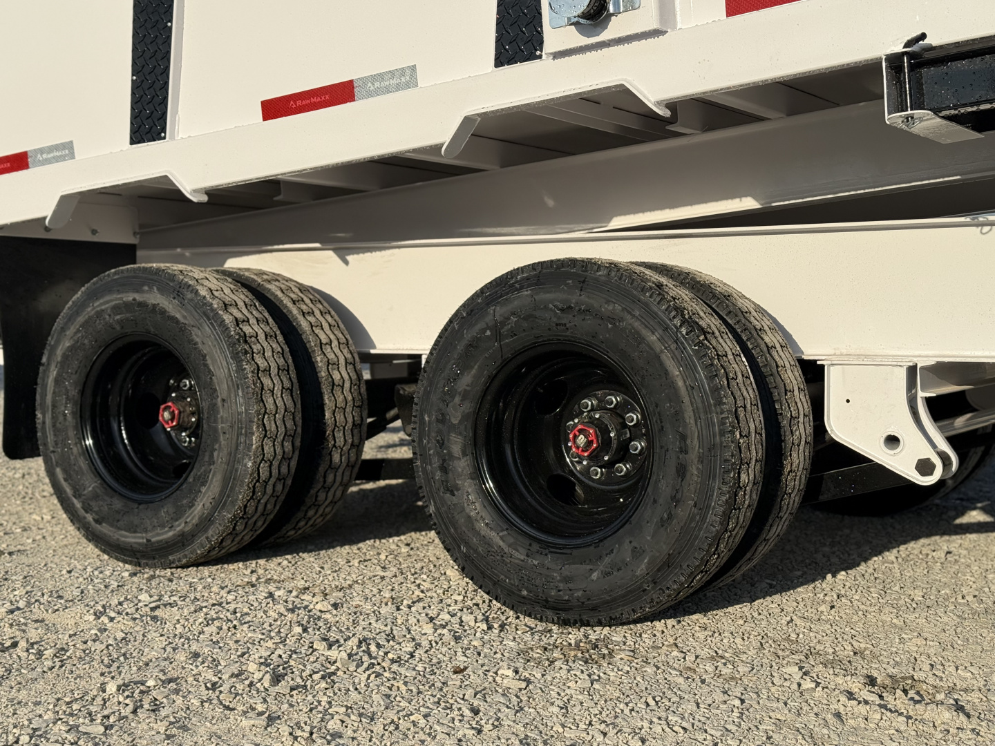 New 2026 RawMaxx HDX 102X20X44 GOOSENECK HIGH SIDE W/14 PLYS, HYDRAULIC JACKS, HYDRAULIC DISC BRAKES, AND FLIP OVER TARP 25.9K GVWR Tandem Dual Dump Trailer Dump Trailer