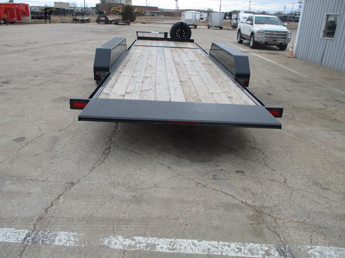 New 2025 Titan Trailer Flatbed Flatbed Trailer