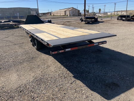 New 2026 Diamond C Trailers DET 207 24 X 102 Tilt Trailer