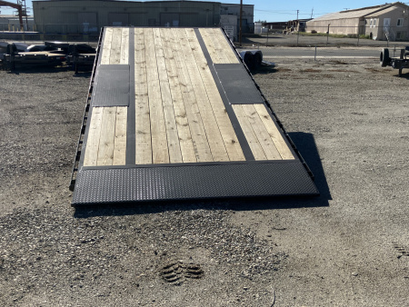 New 2026 Diamond C Trailers DET 207 24 X 102 Tilt Trailer