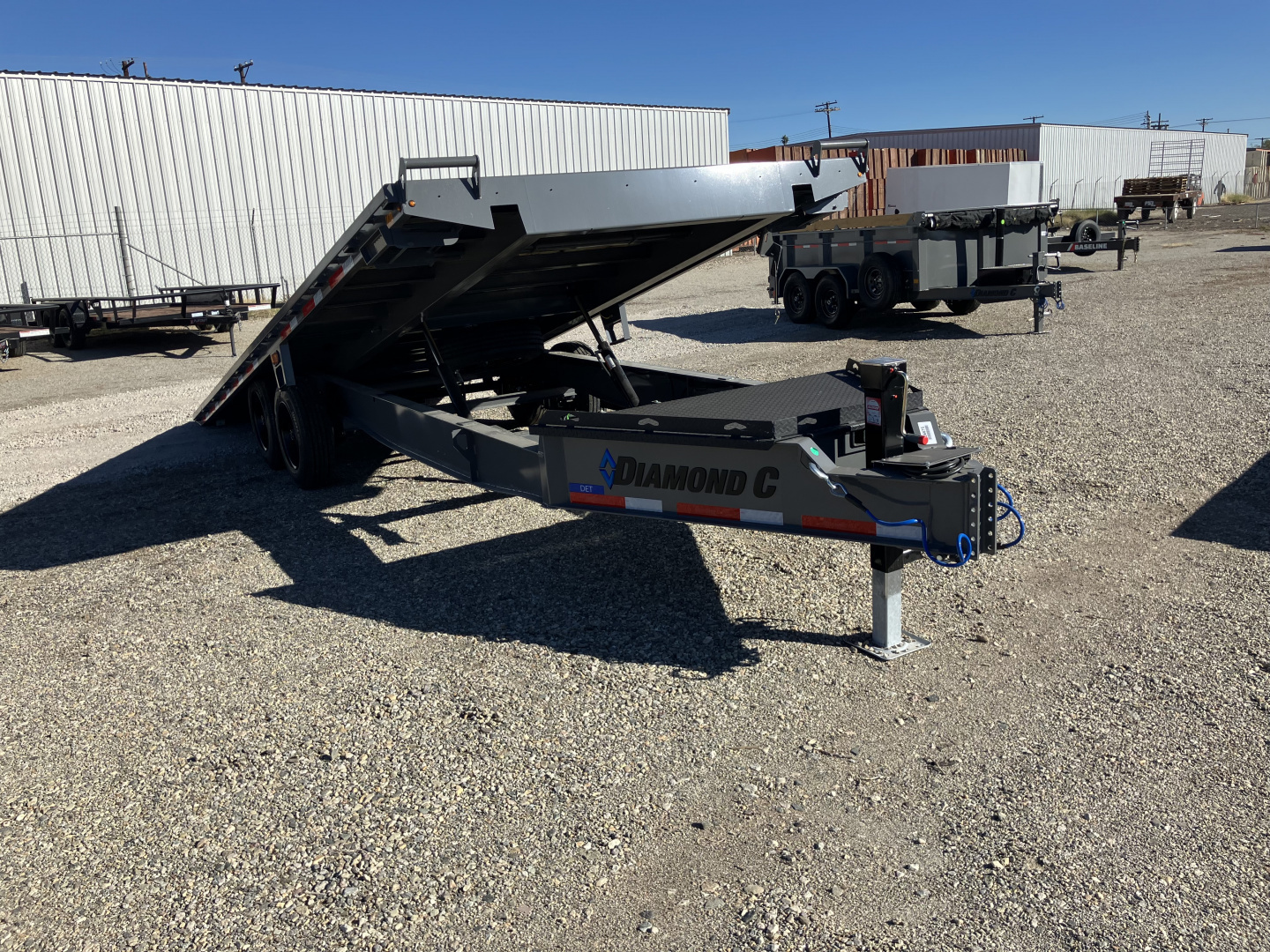 New 2026 Diamond C Trailers DET 207 24 X 102 Deckover Trailer