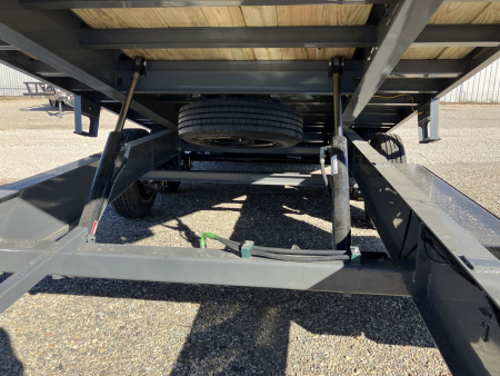 New 2026 Diamond C Trailers DET 207 24 X 102 Deckover Trailer