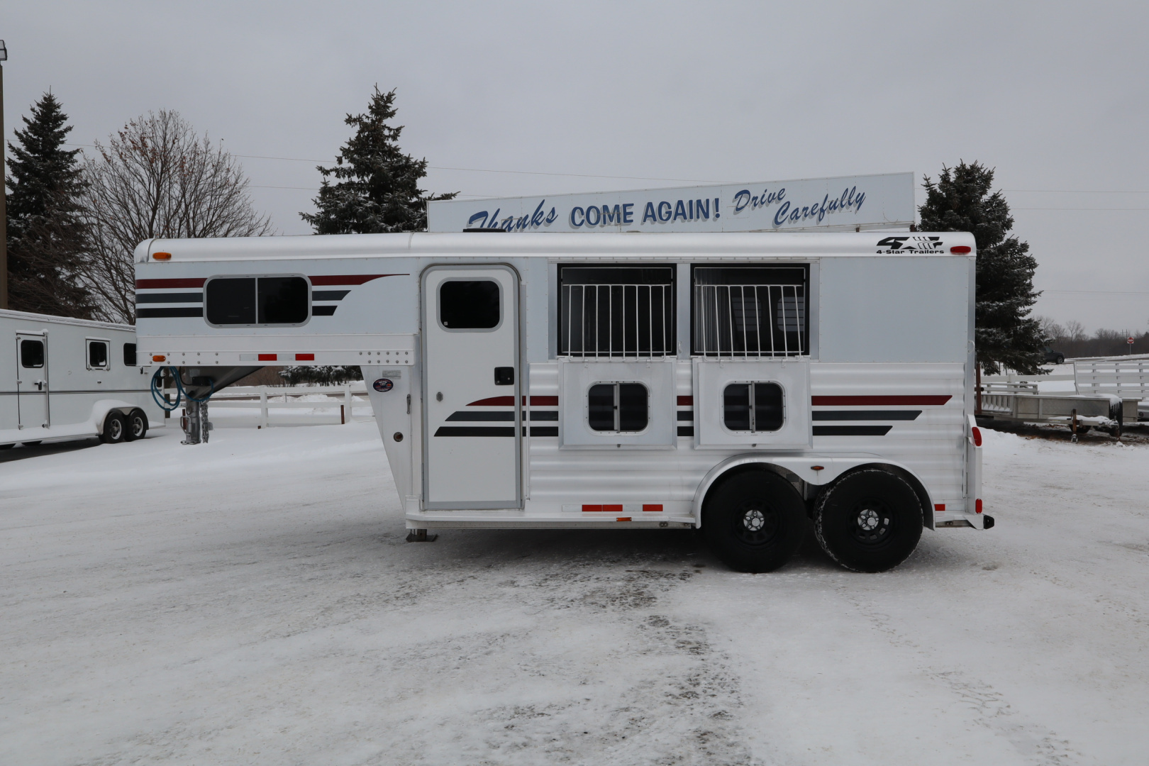 Used 2002 4-Star Trailers 2 Horse GN Trailer
