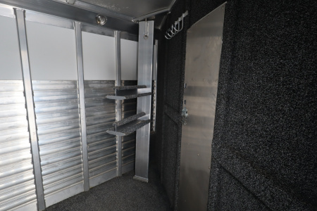 Used 2002 4-Star Trailers 2 Horse GN Trailer