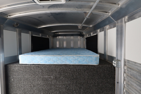 Used 2002 4-Star Trailers 2 Horse GN Trailer