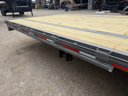 New 2026 Diamond C Trailers FMAX208SD-HS 40X102 Gooseneck Bodies