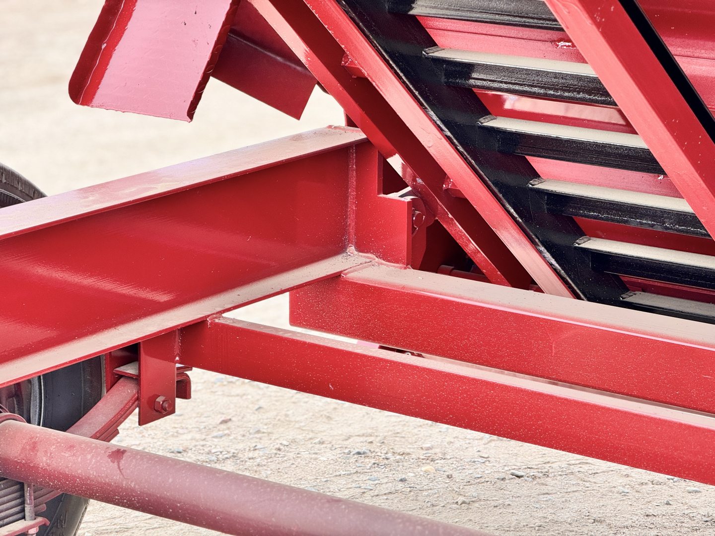 New 2026 Diamond T 7-14 Dump W/ 7 Gauge Floor/Wall 7K Axles