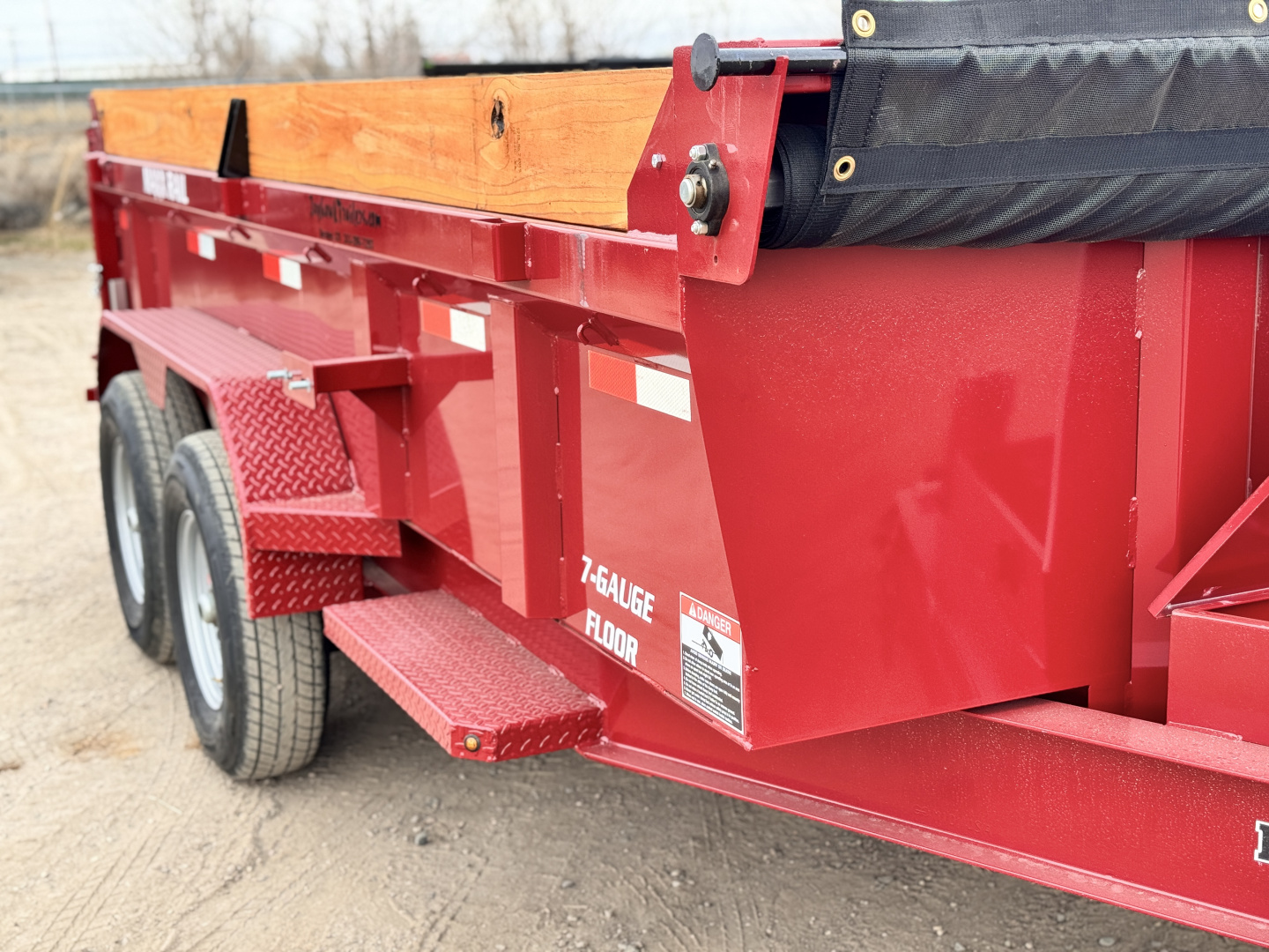 New 2026 Diamond T 7-14 Dump W/ 7 Gauge Floor/Wall 7K Axles