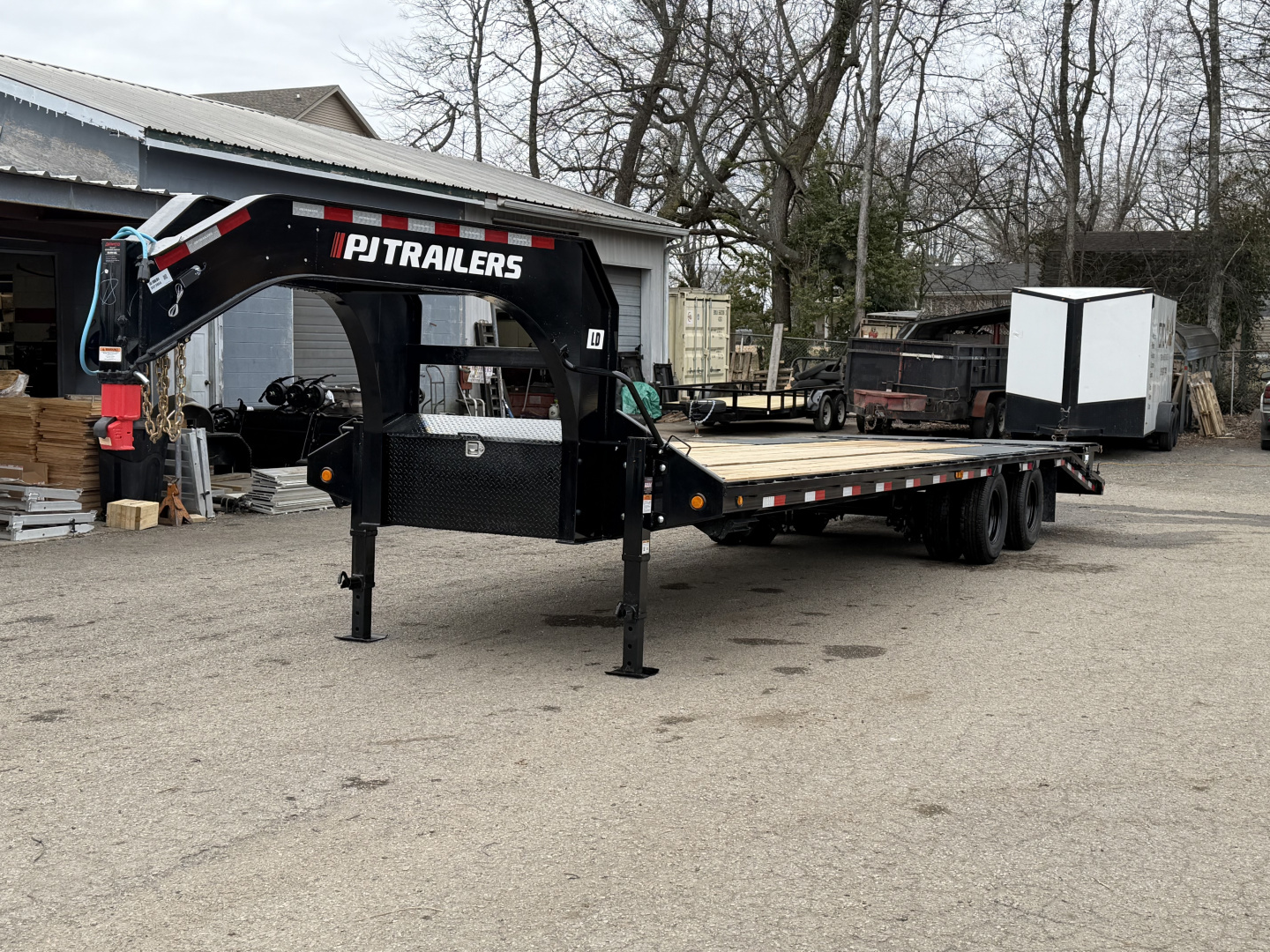 New 2026 PJ Trailers 102" x 30' Low-Pro Flatdeck With Duals (LD) 25K Flatbed Trailer