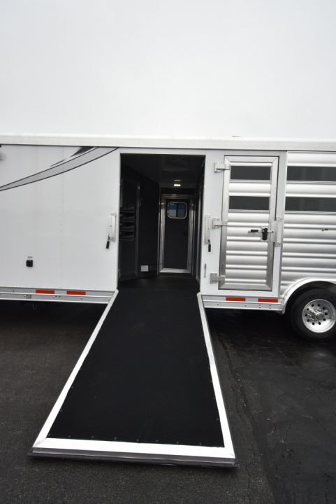 New 2026 Lakota CHL81413SR Stock Combo Horse Trailer