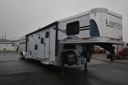 New 2026 Lakota CHL81413SR Stock Combo Horse Trailer