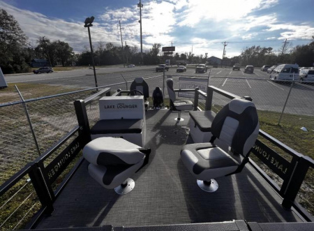 Used 2021 Lake Lounger 13' FOUR POINT FISH / TOHATSU 25HP / TRAILER Pontoon Boat