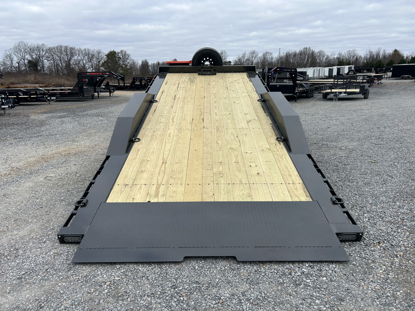 New 2026 MAXXD 20' x 102" 14k Power Tilt Trailer