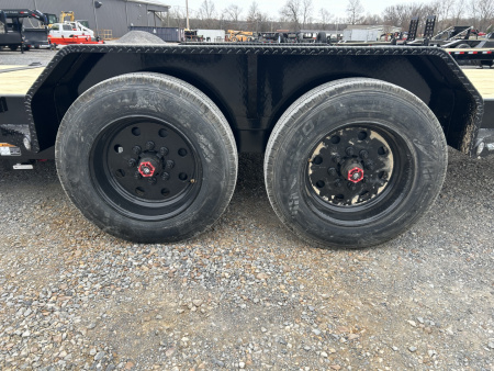 New 2026 MAXXD 83" X 22' 17.5K Tilt Equipment Trailer