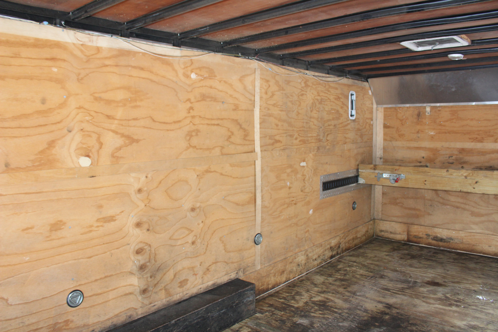 Used 2018 United UXT Commercial Grade Cargo Trailer - 8.5 'x 20' - 6.5' Interior Height - Rear Ramp Door - Extended Tongue - 9900# GVW