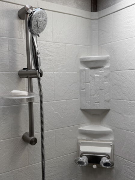 Used 2019 4-Star 3 Horse Living Quarters Horse Trailer