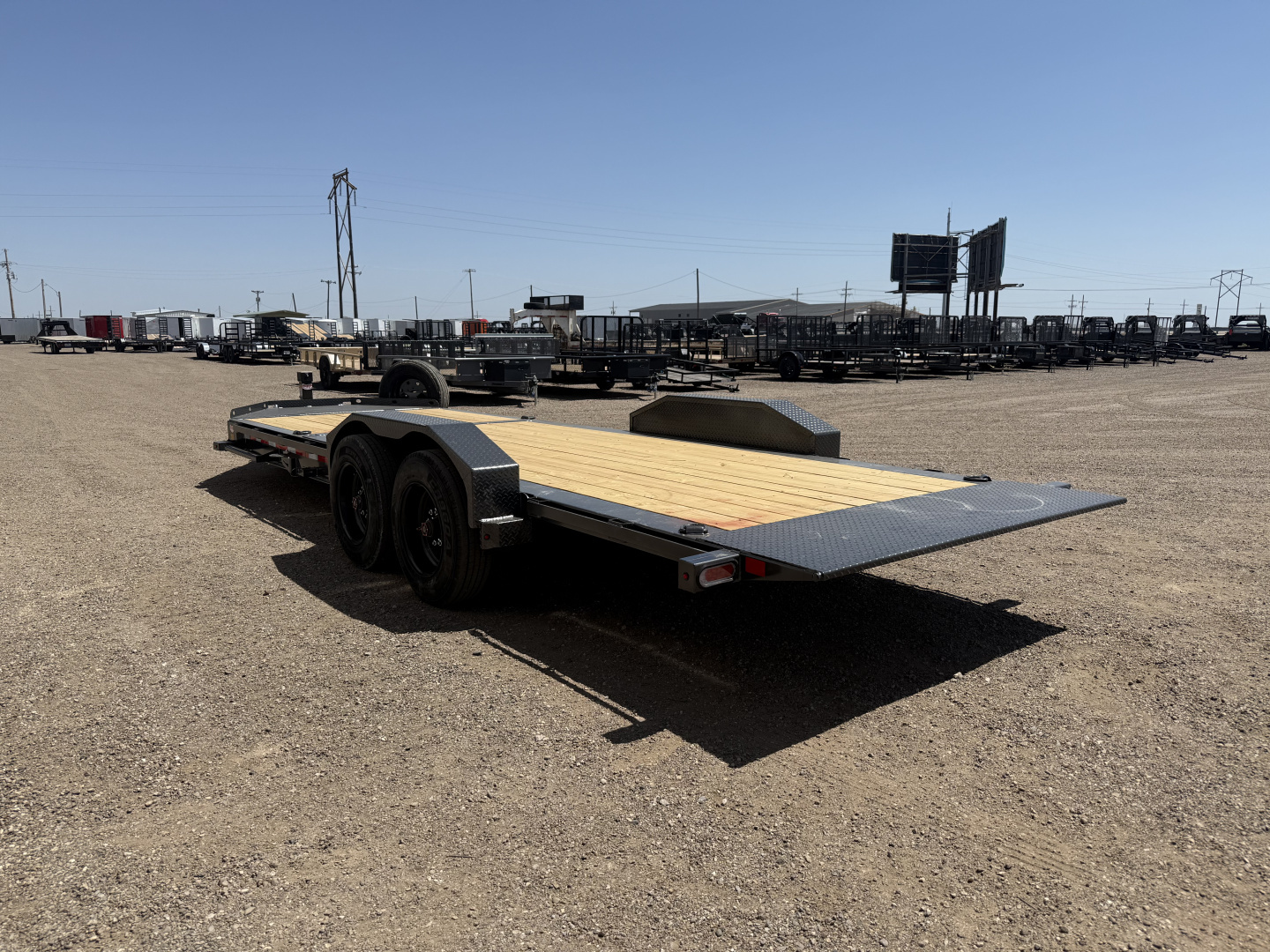 New 2026 Diamond C 80"x22' BP Hydraulically Dampened Tilt - HDT208 Pacesetter Edition