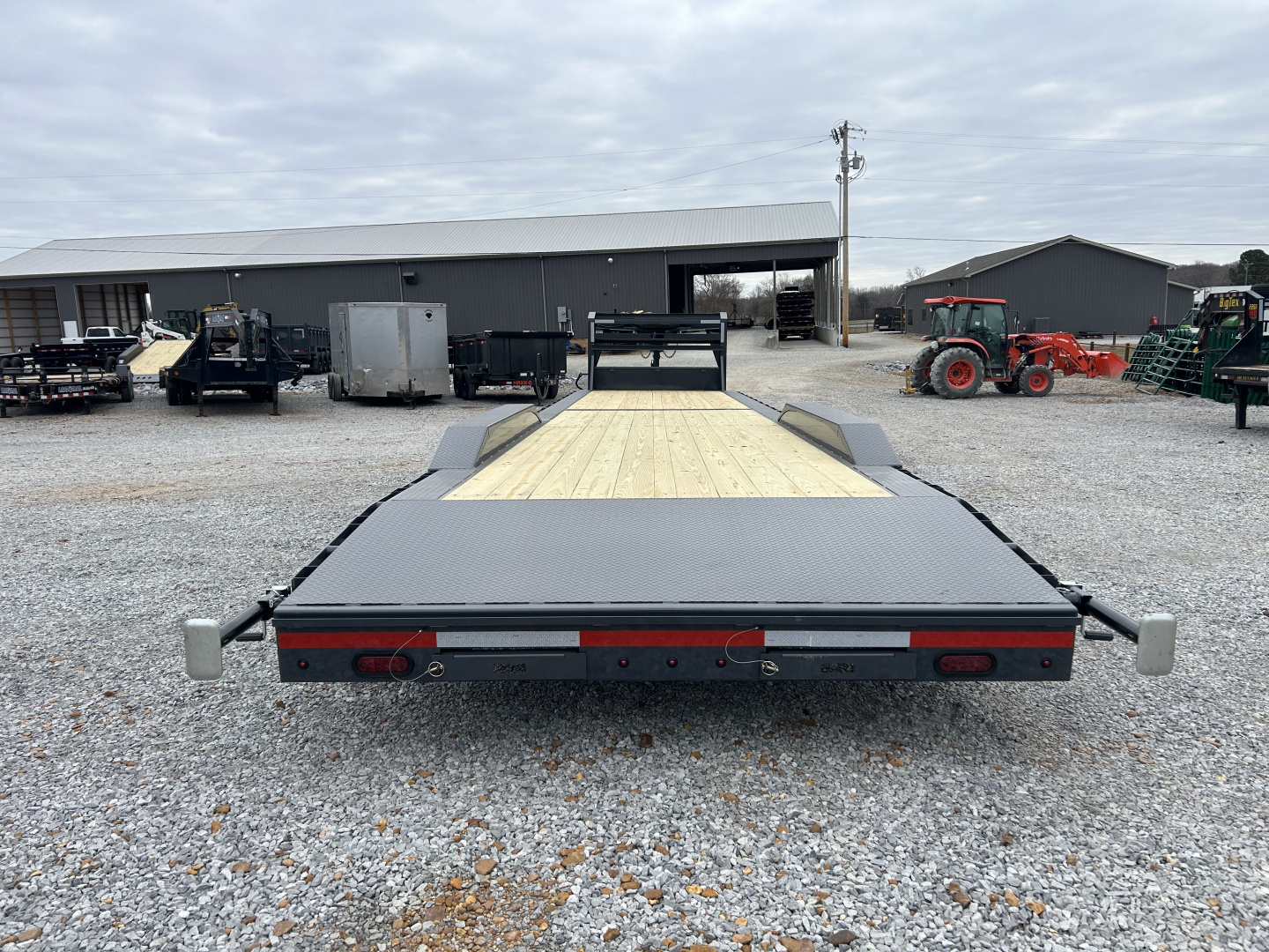 New 2026 Lamar Gooseneck Trailer | 102" x 40' 21K GVWR