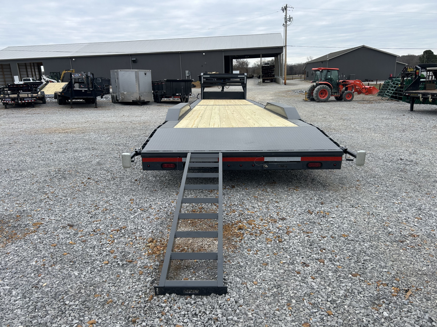 New 2026 Lamar Gooseneck Trailer | 102" x 40' 21K GVWR