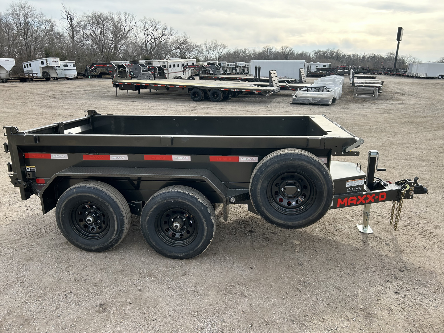 New 2026 MAXX-D D6X Dump Trailer