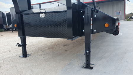 New 2026 PJ 102"x40' GN Low-Pro Flatbed w/ Duals - LD