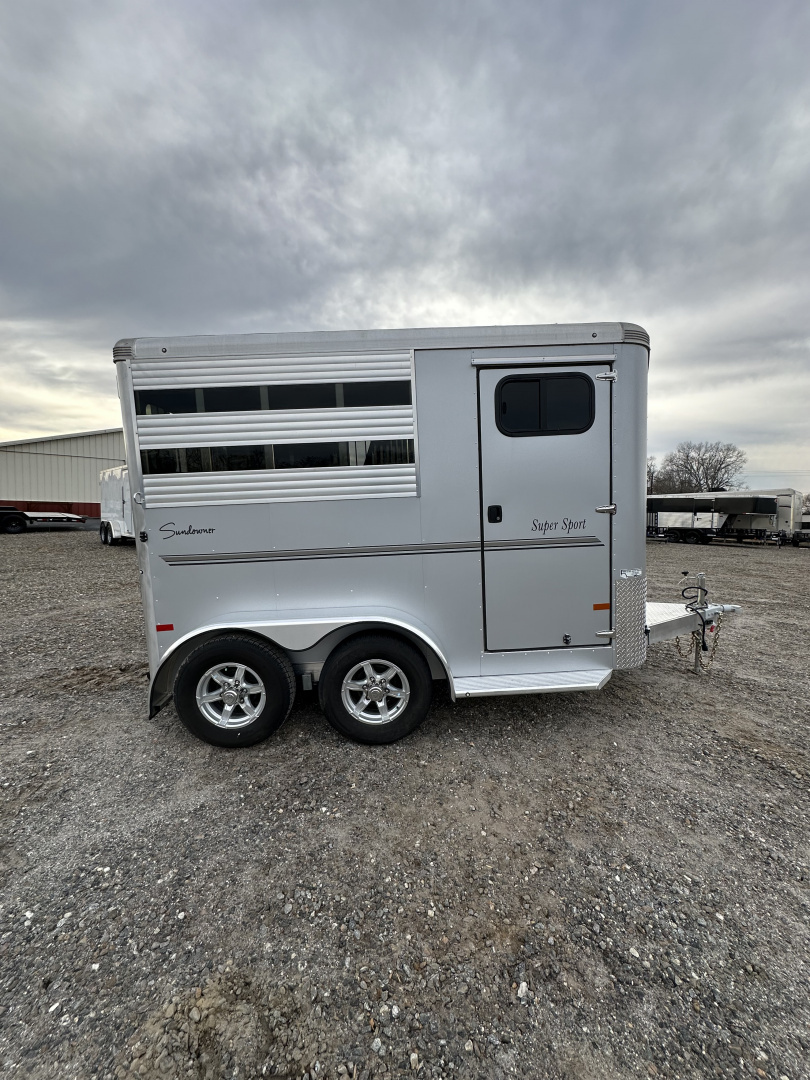 Used 2021 Sundowner Super Sport 2H BP Horse Trailer