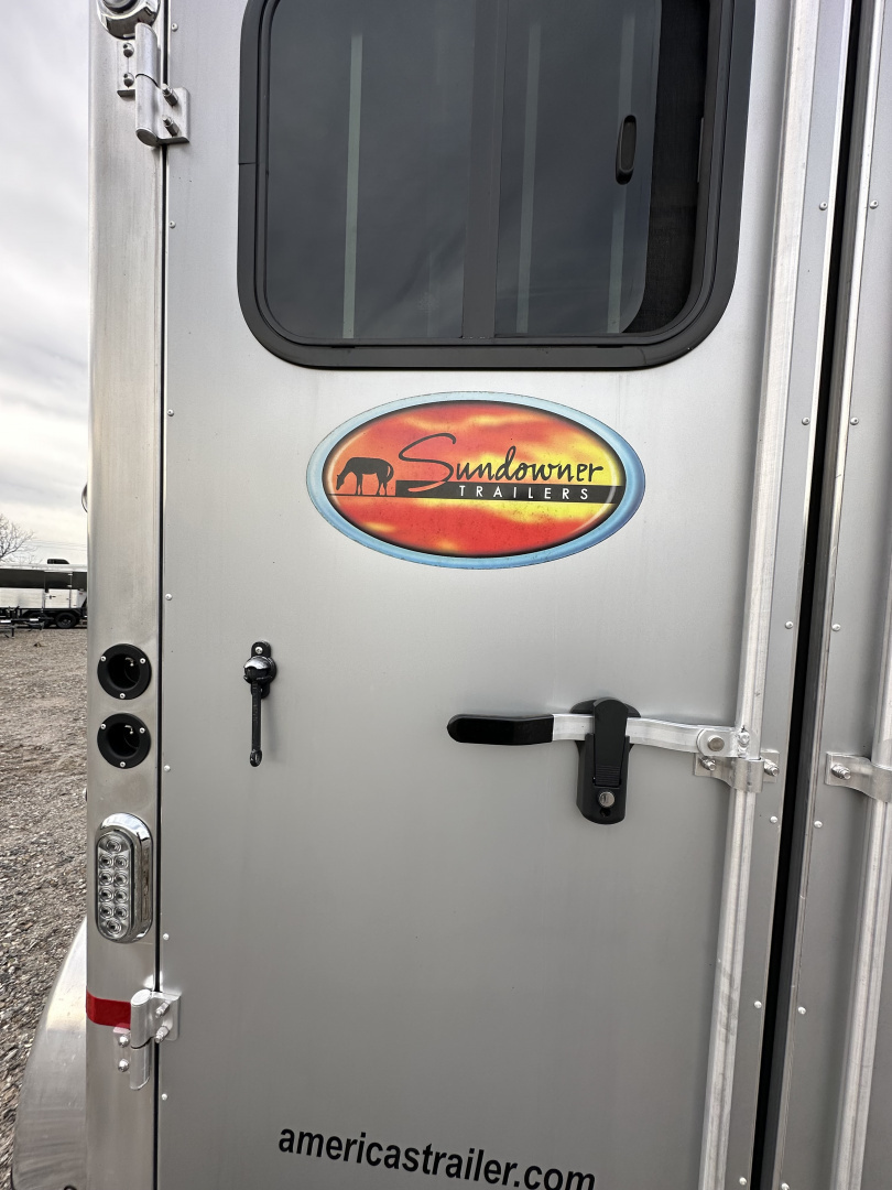 Used 2021 Sundowner Super Sport 2H BP Horse Trailer