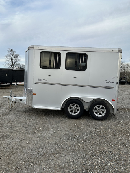 Used 2021 Sundowner Super Sport 2H BP Horse Trailer