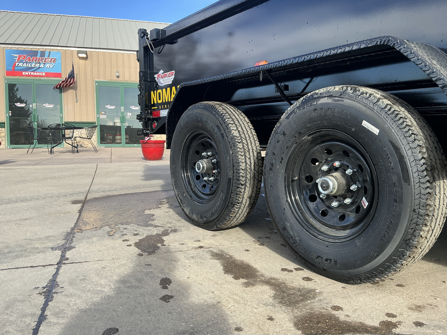 New 2026 Big Tex Trailers 14LX-14C2A-BK Dump Trailer