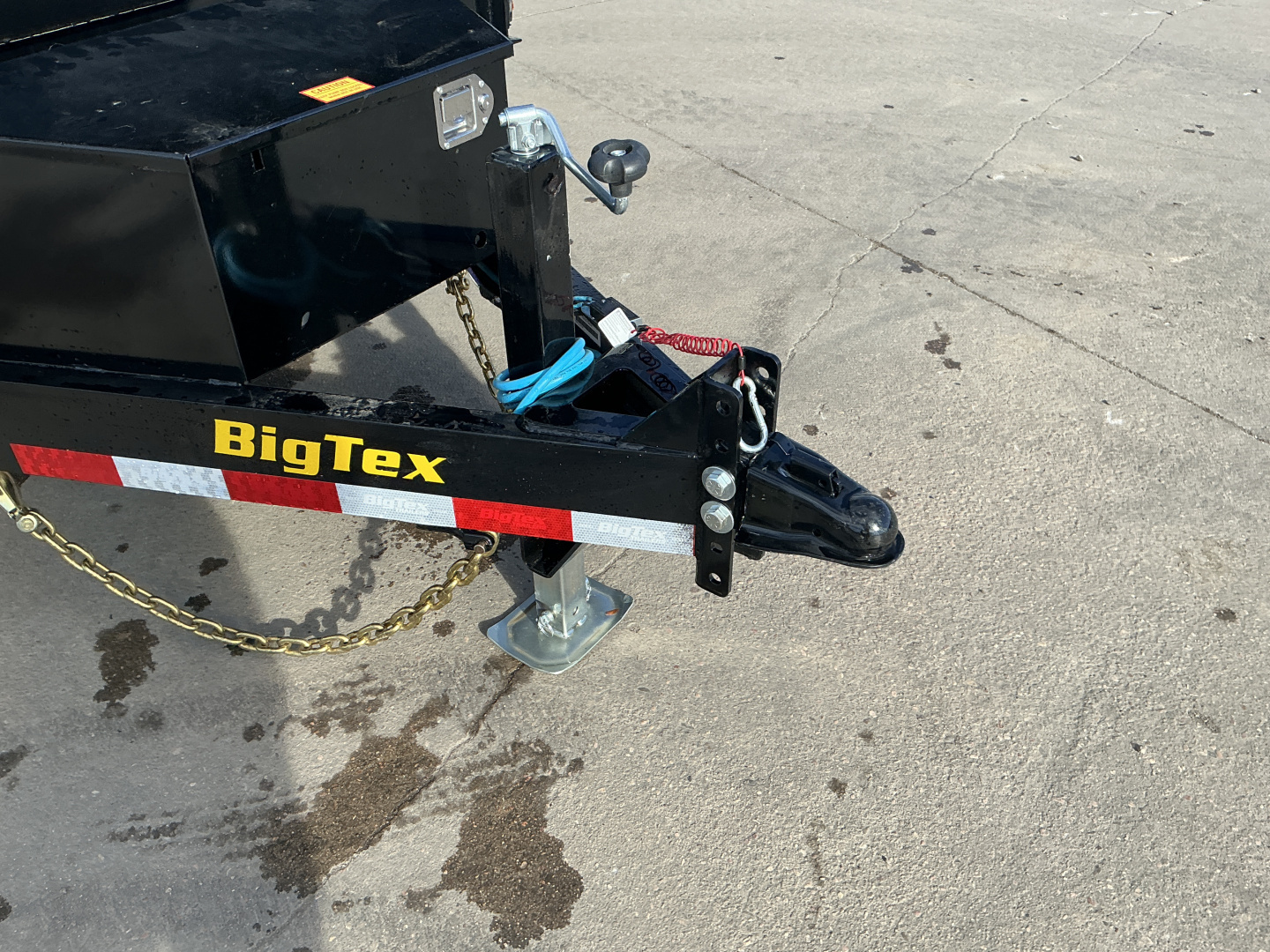 New 2026 Big Tex Trailers 14LX-14C2A-BK Dump Trailer