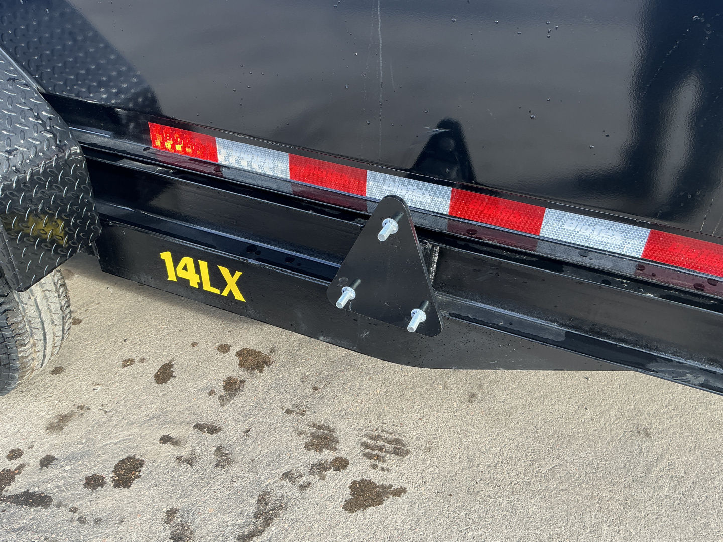 New 2026 Big Tex Trailers 14LX-14C2A-BK Dump Trailer