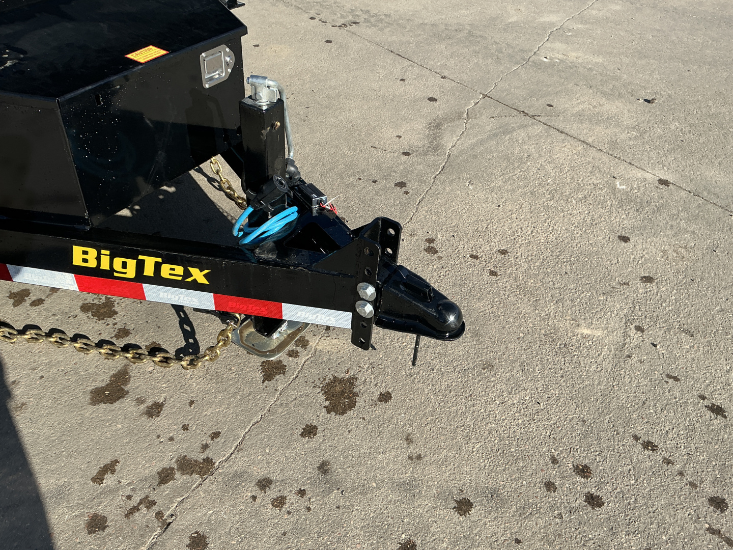 New 2026 Big Tex Trailers 14LX-14C2A-BK Dump Trailer